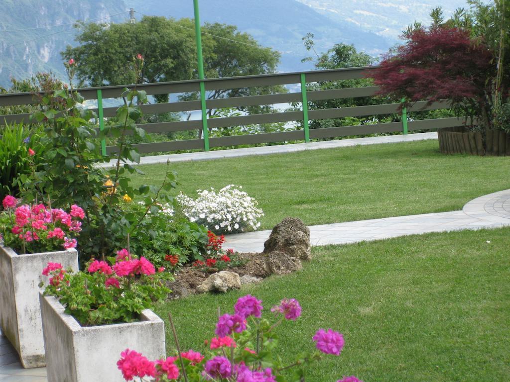 B&B Garden Solto Collina ภายนอก รูปภาพ